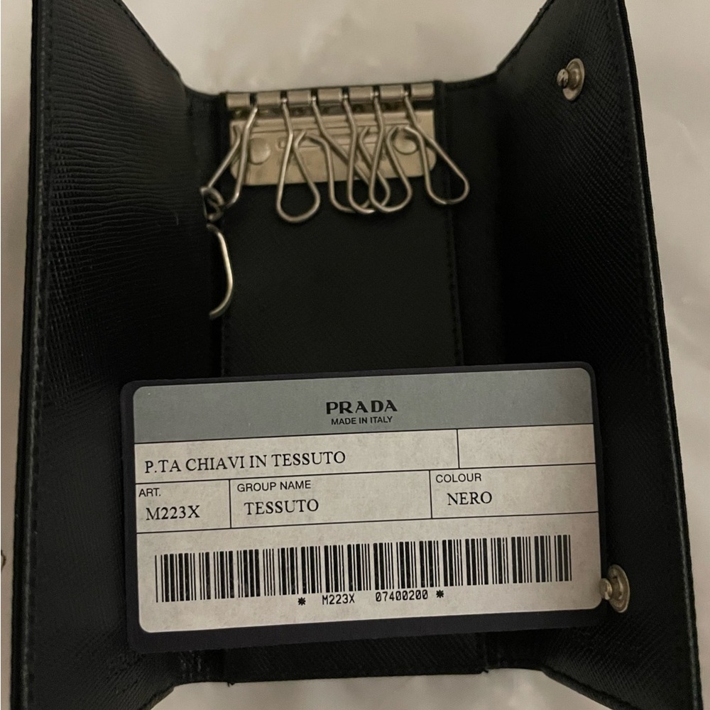 NWOT Prada Logo Tri-Fold Key Case - Picture 3 of 4